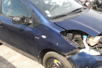 Ceinture arriere gauche TOYOTA YARIS 2