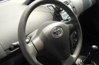 Ceinture arriere gauche TOYOTA YARIS 2