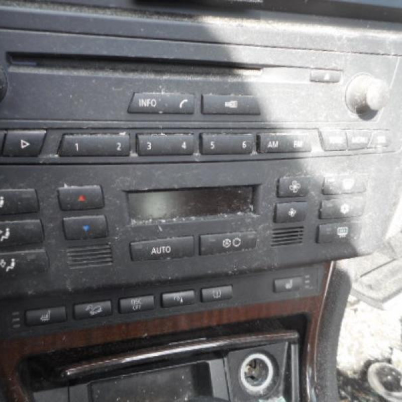 Ceinture arriere gauche BMW X3 E83 Photo n°10
