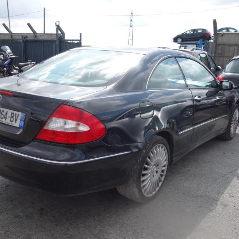 Porte avant droit MERCEDES CLASSE CLK 209 Photo n°5