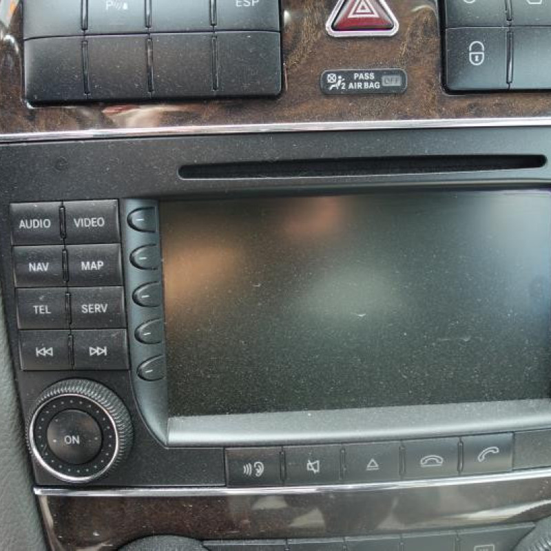 Porte avant droit MERCEDES CLASSE CLK 209 Photo n°9