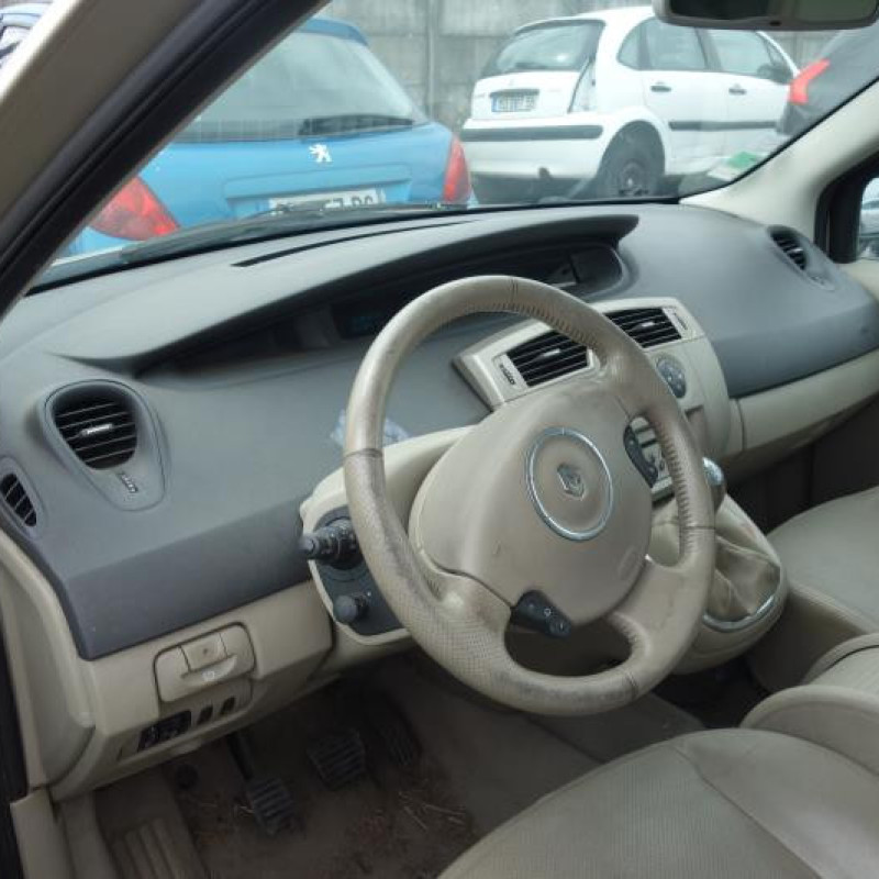 Trappe d'essence RENAULT GRAND SCENIC 2 Photo n°8