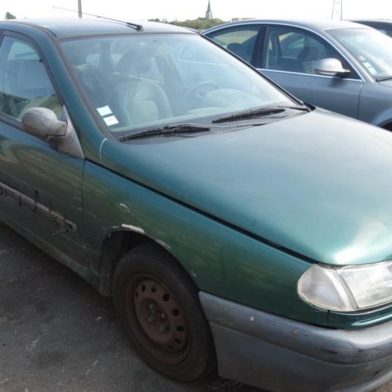 Ceinture arriere gauche RENAULT LAGUNA 1 Photo n°5