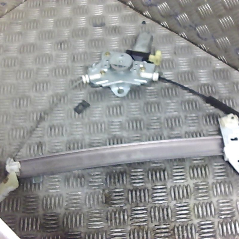 Leve vitre electrique avant gauche KIA PICANTO 1 Photo n°2