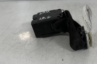 Attache ceinture arriere gauche RENAULT MEGANE 1