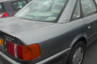 Commodo d'essuie glaces AUDI 100 2