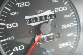 Commodo d'essuie glaces AUDI 100 2