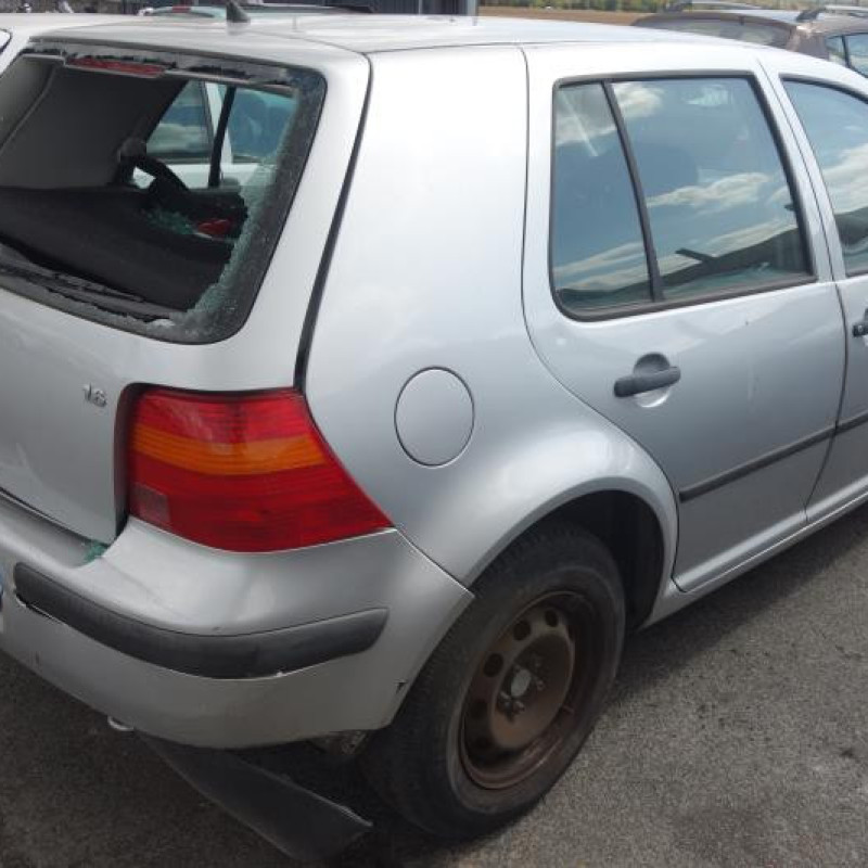 Ceinture arriere gauche VOLKSWAGEN GOLF 4 Photo n°6