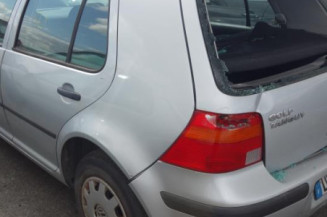 Ceinture arriere gauche VOLKSWAGEN GOLF 4