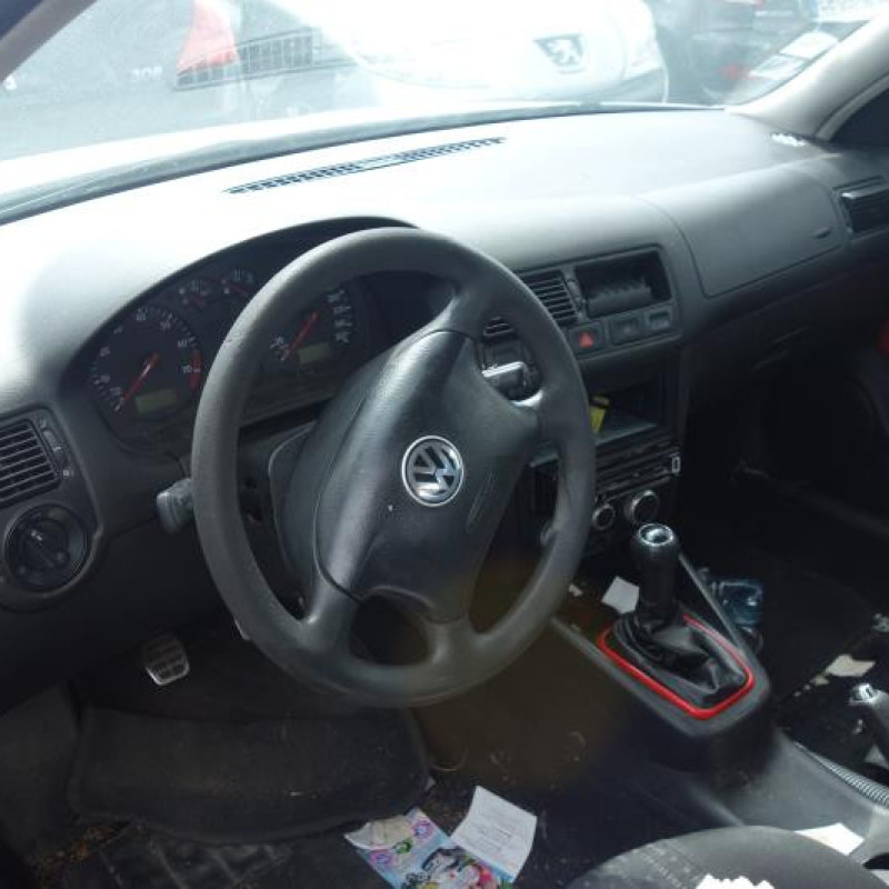 Ceinture arriere gauche VOLKSWAGEN GOLF 4 Photo n°8