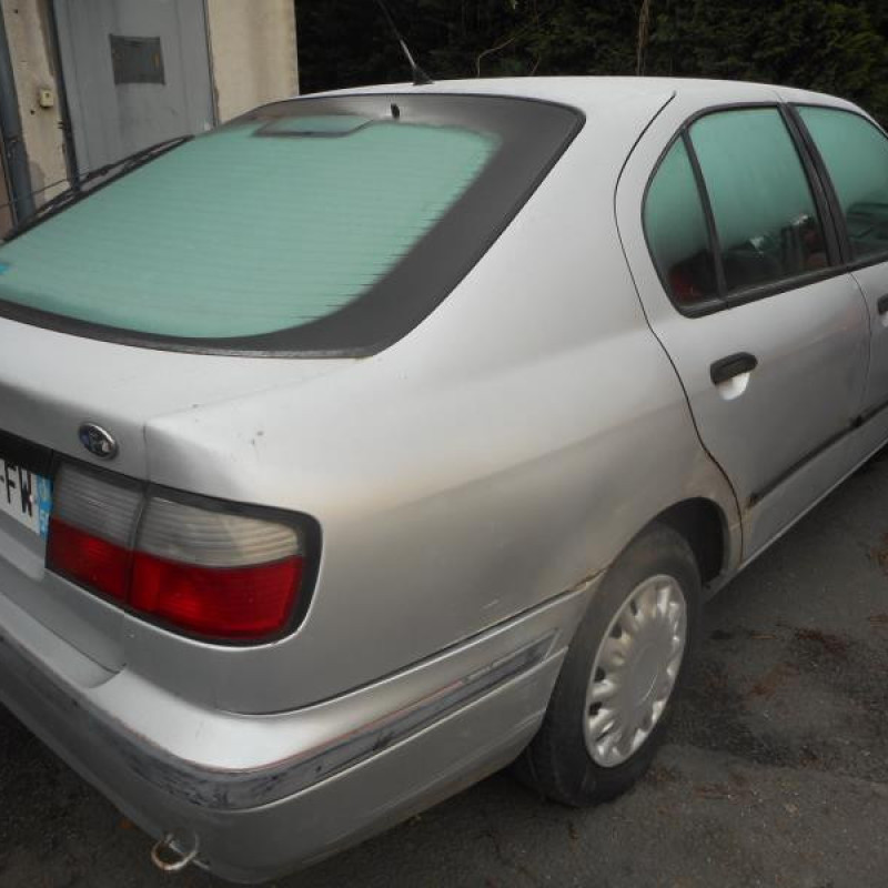 Trappe d'essence NISSAN PRIMERA 2 Photo n°6