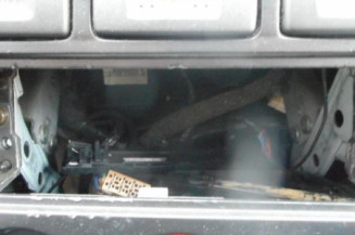 Trappe d'essence NISSAN PRIMERA 2