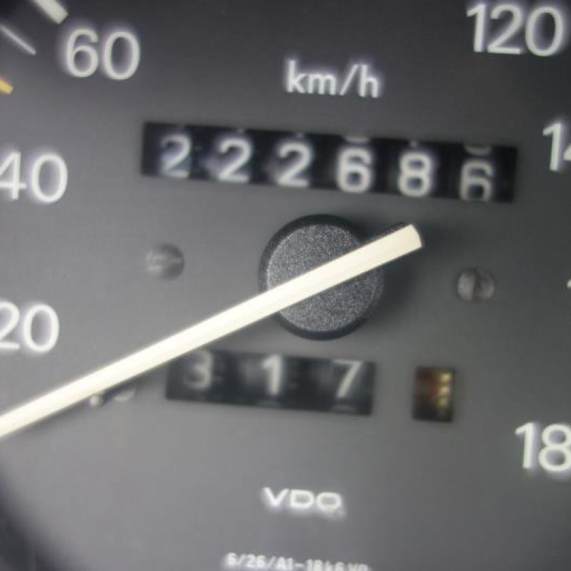 Malle/Hayon arriere PEUGEOT 106 Photo n°9