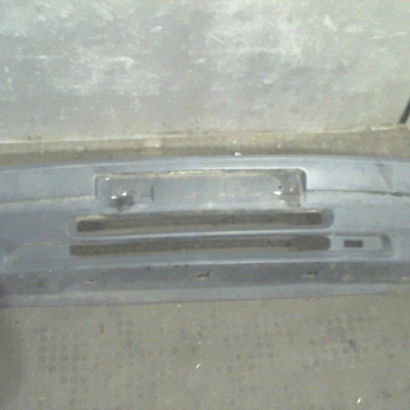 Pare choc avant PEUGEOT 106 Photo n°1