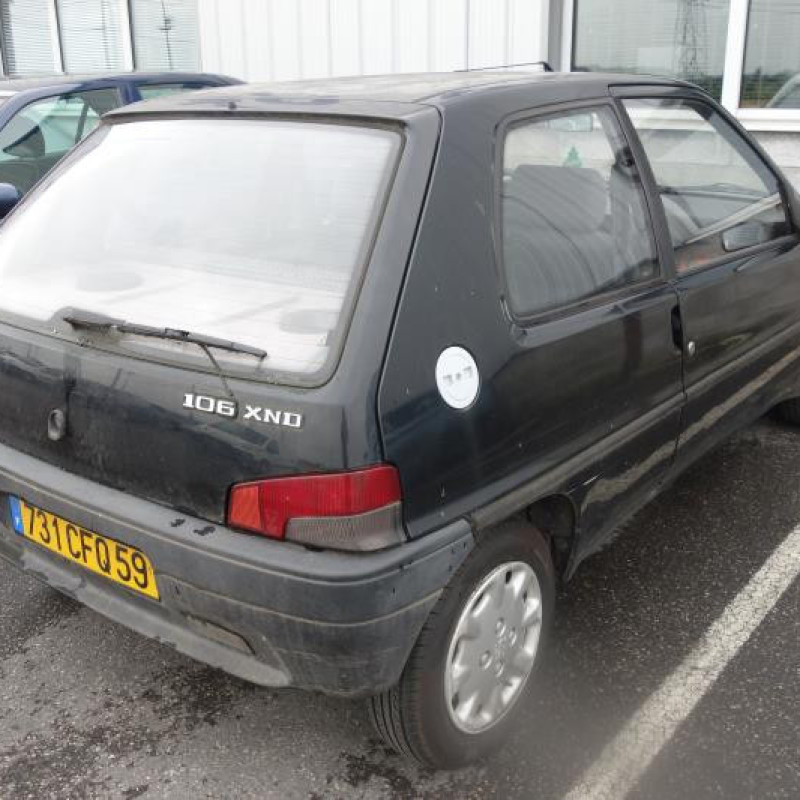 Pare choc avant PEUGEOT 106 Photo n°6