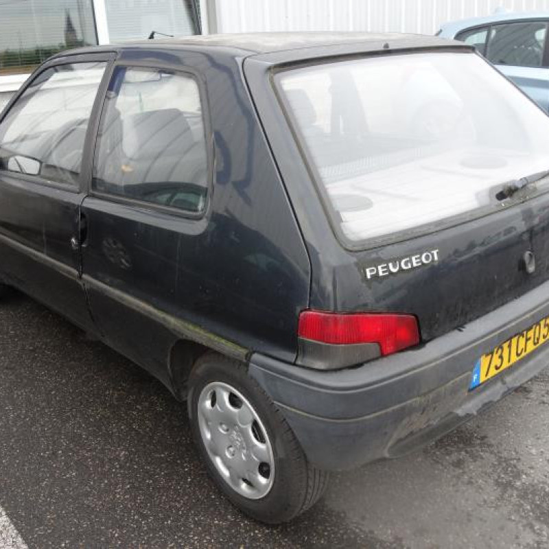 Pare choc avant PEUGEOT 106 Photo n°7