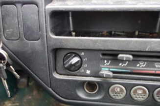 Pare choc avant PEUGEOT 106