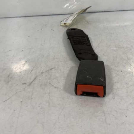 Attache ceinture arriere droit FIAT PUNTO 2