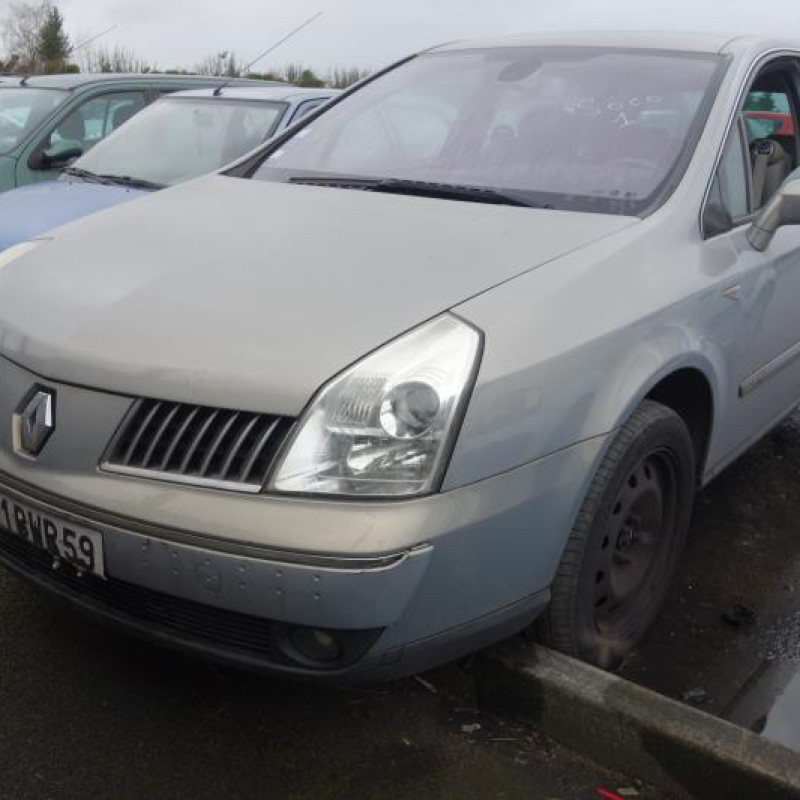 Compresseur clim RENAULT VEL SATIS Photo n°4