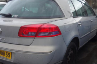 Compresseur clim RENAULT VEL SATIS