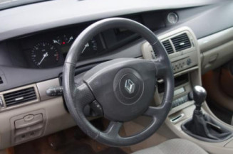 Compresseur clim RENAULT VEL SATIS