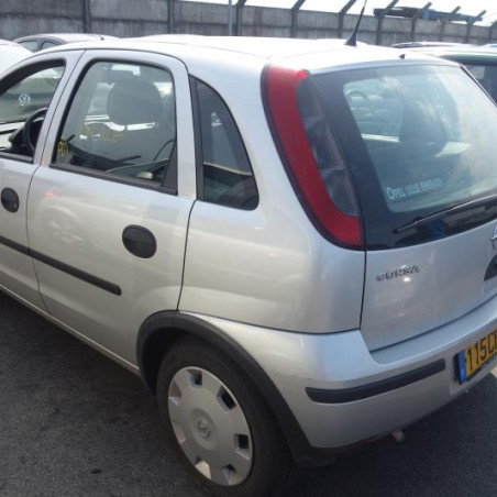 Vitre arriere droit OPEL CORSA C