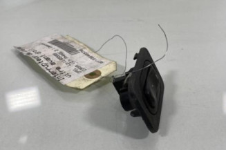 Interrupteur de leve vitre avant droit OPEL CORSA C