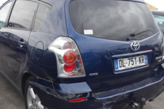 Boite a gants TOYOTA COROLLA VERSO 2