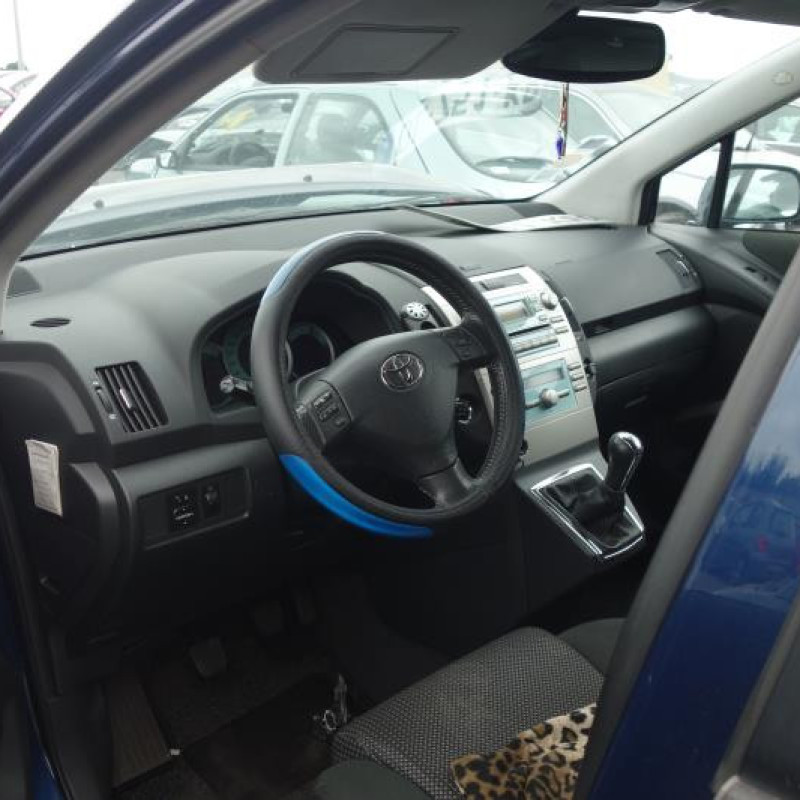 Boite a gants TOYOTA COROLLA VERSO 2 Photo n°6