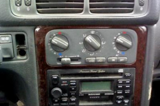 Retroviseur gauche VOLVO V 70 1