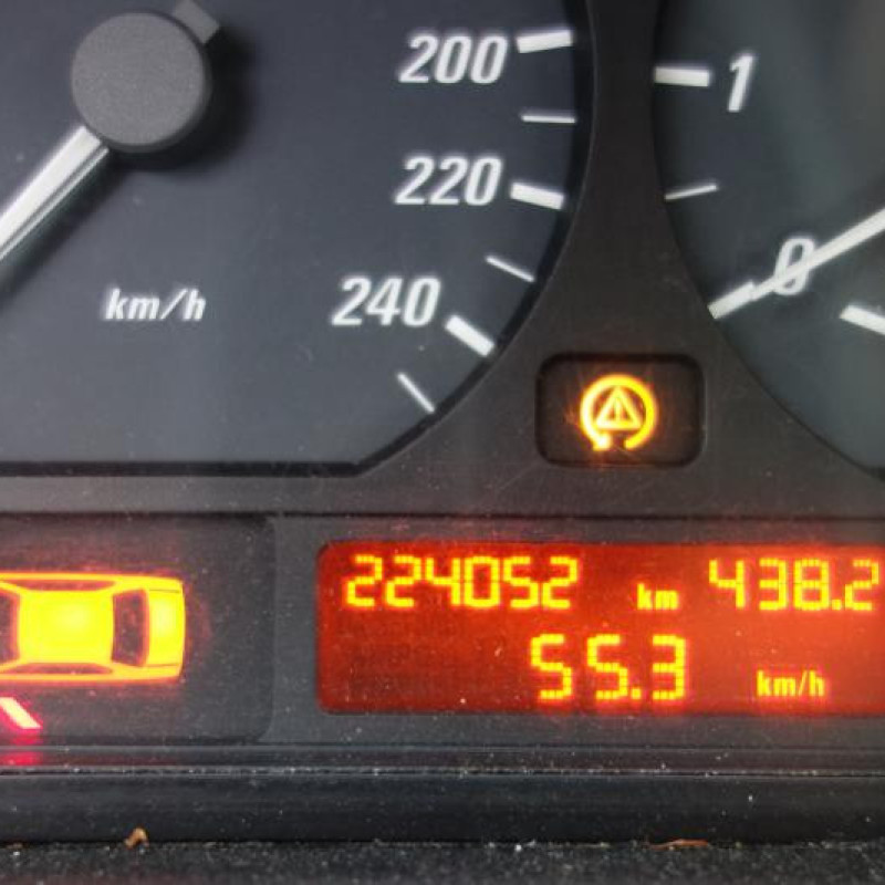 Ceinture arriere gauche BMW SERIE 3 E46 Photo n°9