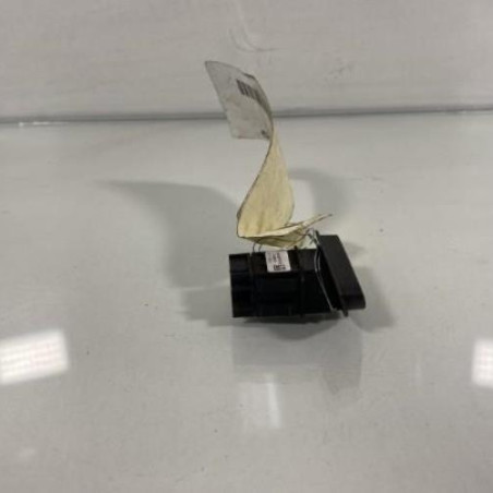 Bouton de warning RENAULT CLIO 4