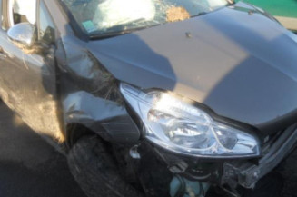 Trappe d'essence PEUGEOT 208 1