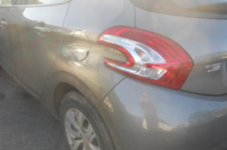 Trappe d'essence PEUGEOT 208 1
