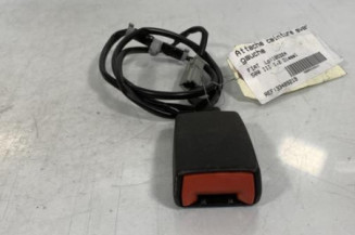 Attache ceinture avant gauche FIAT 500 2