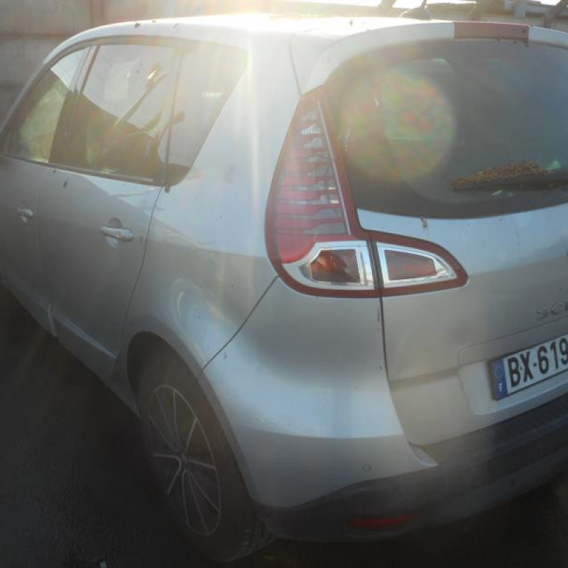 Ecran GPS RENAULT SCENIC 3 Photo n°8