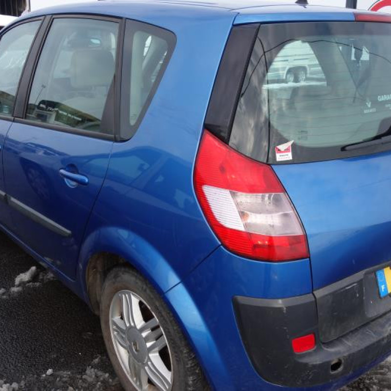 Pare choc avant RENAULT SCENIC 2 Photo n°11