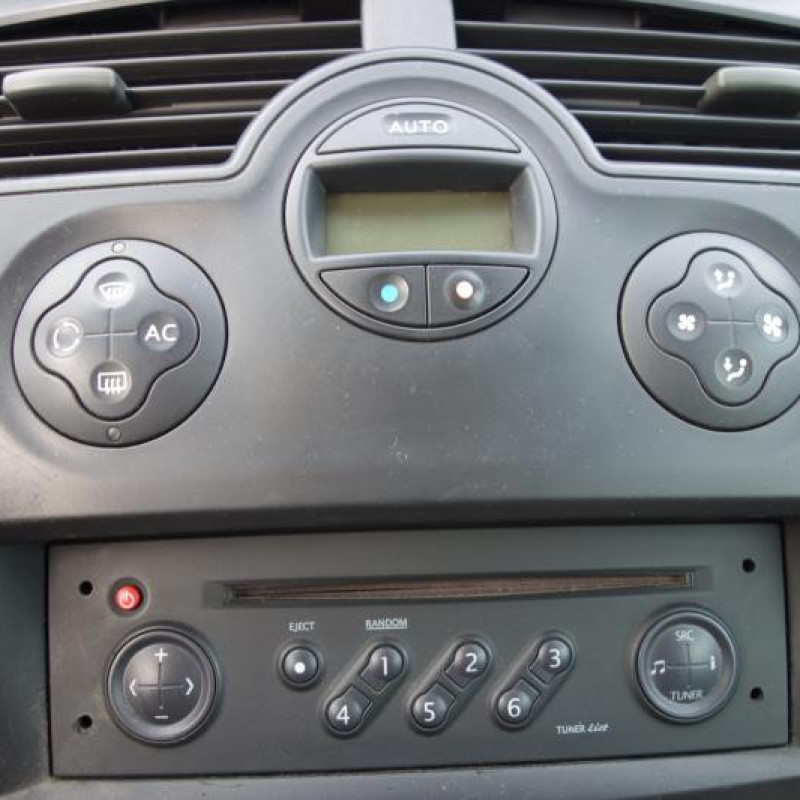 Pare choc avant RENAULT SCENIC 2 Photo n°13