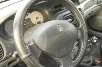 Malle/Hayon arriere RENAULT MEGANE 1