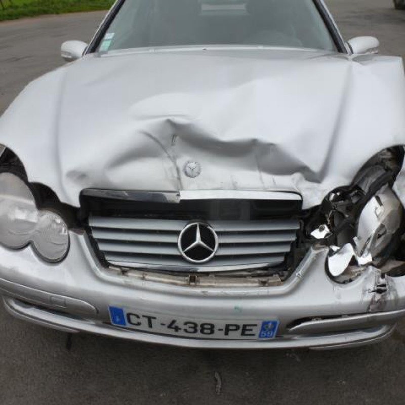 Pivot de moyeu avant gauche MERCEDES CLASSE C 203 COUPE SPORT Photo n°2
