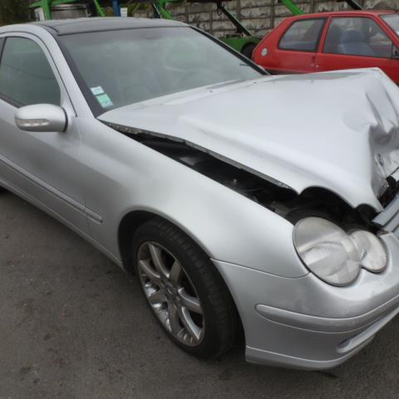 Pivot de moyeu avant gauche MERCEDES CLASSE C 203 COUPE SPORT Photo n°3