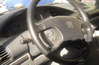 Interrupteur de leve vitre avant droit PEUGEOT 806