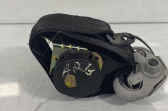 Ceinture arriere gauche VOLKSWAGEN GOLF 4 Photo n°1