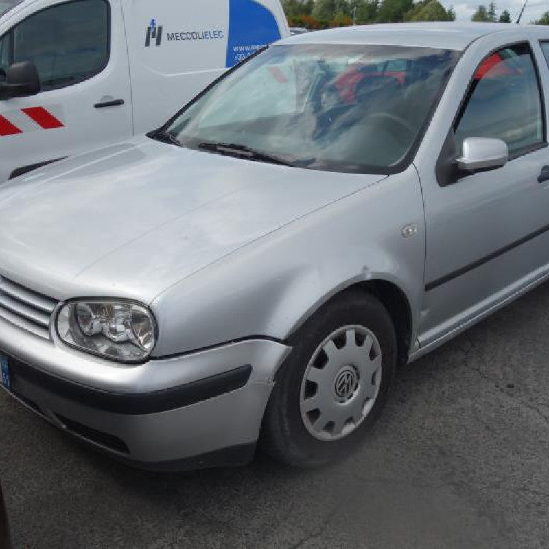Ceinture arriere gauche VOLKSWAGEN GOLF 4 Photo n°4