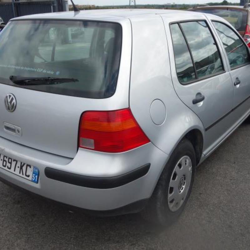 Ceinture arriere gauche VOLKSWAGEN GOLF 4 Photo n°6