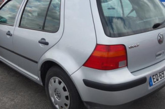 Ceinture arriere gauche VOLKSWAGEN GOLF 4
