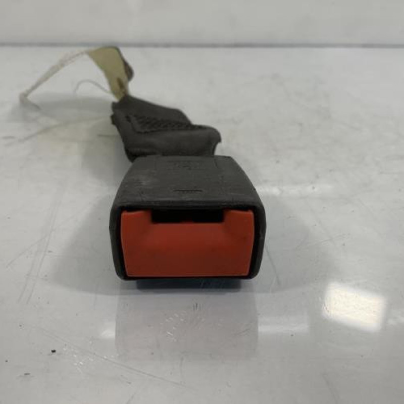 Attache ceinture arriere droit FORD KA 2 Photo n°1