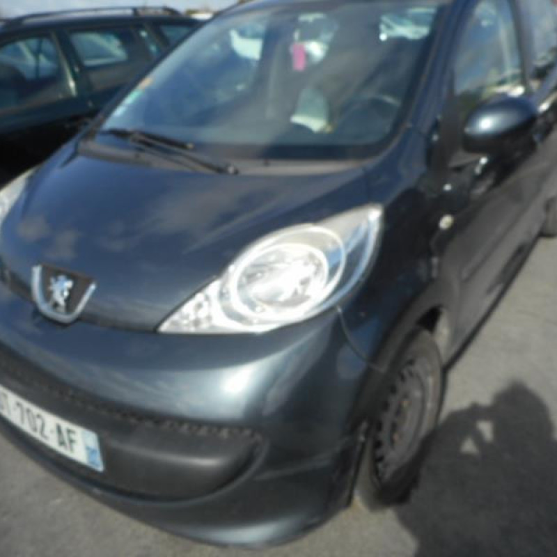 Ceinture arriere droit PEUGEOT 107 Photo n°4