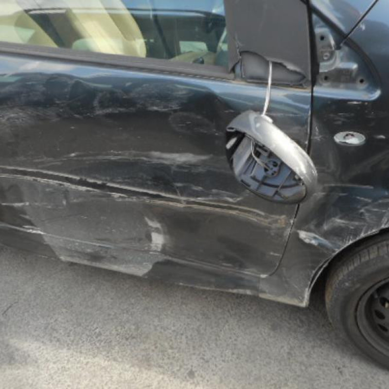 Ceinture arriere droit PEUGEOT 107 Photo n°6