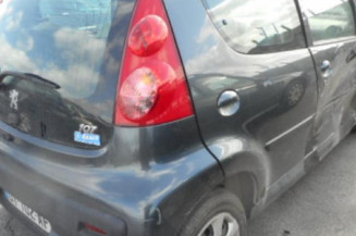 Ceinture arriere droit PEUGEOT 107